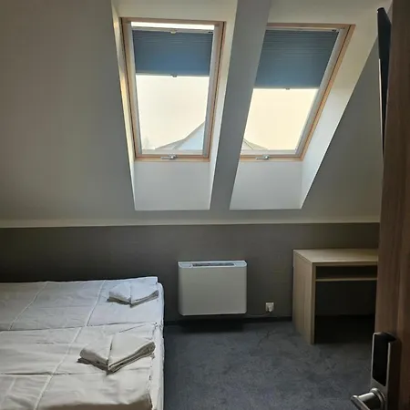 Otel Noce I Dnie Pierkunowo