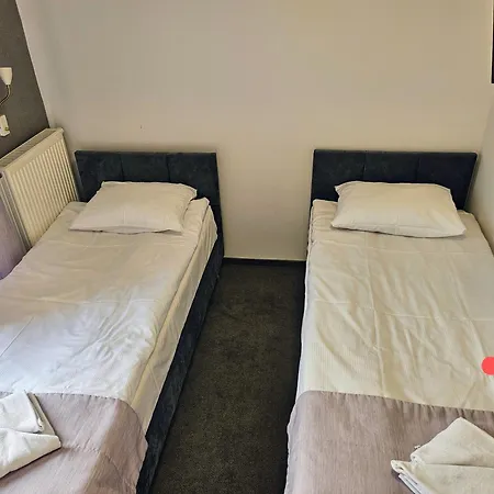 Noce I Dnie Hotel