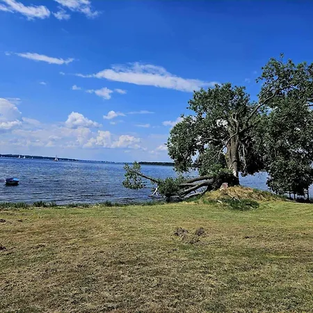 Otel Noce I Dnie Pierkunowo