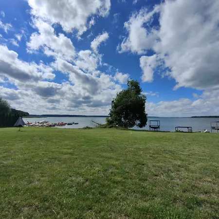 Otel Noce I Dnie Pierkunowo