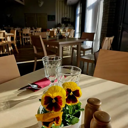 Noce I Dnie Hotel Pierkunowo