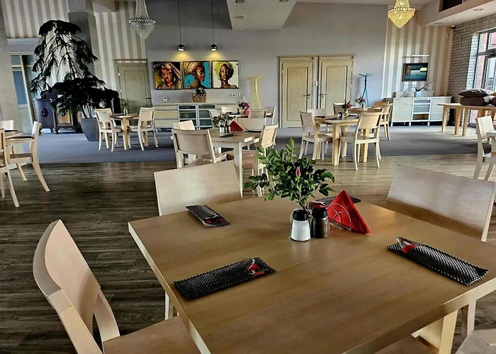 Noce I Dnie Hotel Pierkunowo